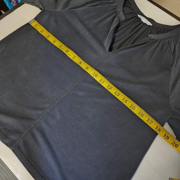 Lucky Brand Black V-Neck Drop Shoulder Long Sleeve Blouse - Picture 5 of 8